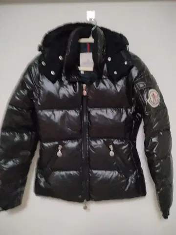 MONCLER 블랙 다운 자켓 사이즈 1