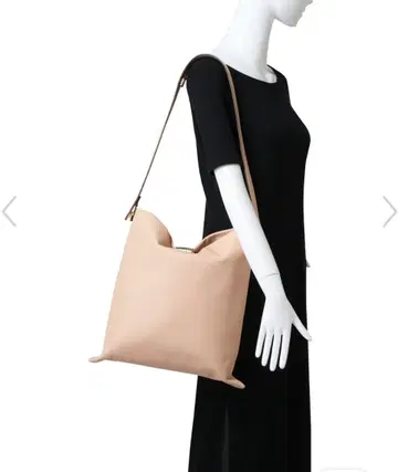 새상품 PUNTI. 핑크 베이지 숄더백 택 포함