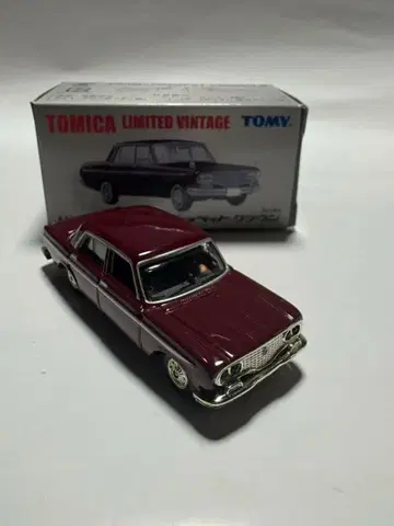 TOMY 토미카 토요 크라운