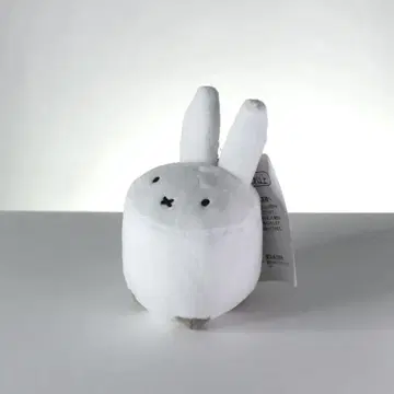 미피 하우스텐보스 한정판 키체인 나인체 카페 의자 2023