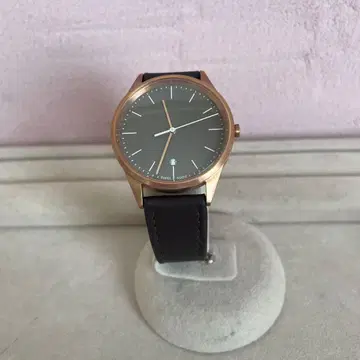 유니폼 웨어즈 Uniform Wares 손목시계