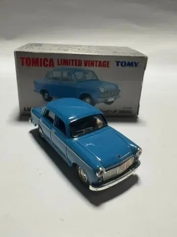 TOMICA 닷선 블루버드 1000