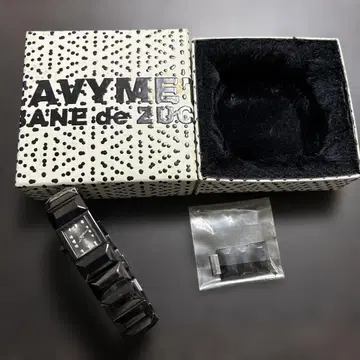 CABANE de ZUCCA 블랙 팔찌 워치 주카