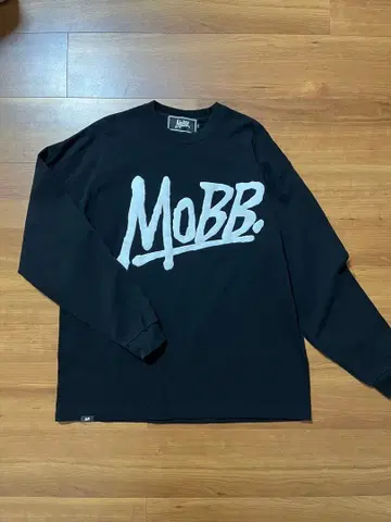 MOBB 상의 맨투맨 긴팔 셔츠 트레이닝복 M