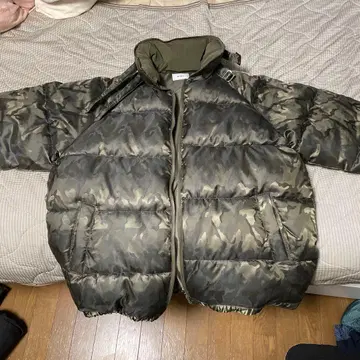 후즈후 갤러리 카모플라쥬 다운 자켓