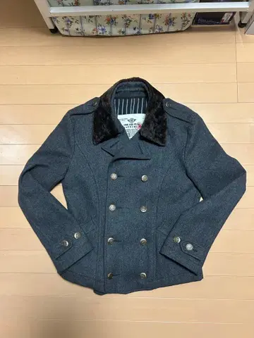 그레이 울 혼방 더블 브레스트 피 코트