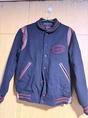 맥그리거 바시티 자켓 L