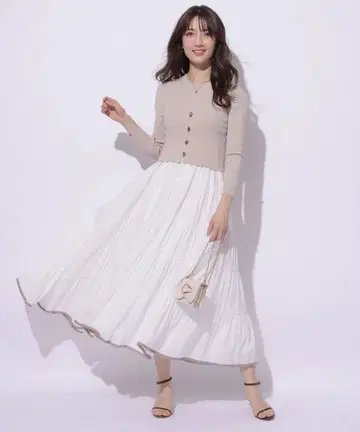 아푸와이저 리셰 티어드 도킹 원피스 베이지 미사용