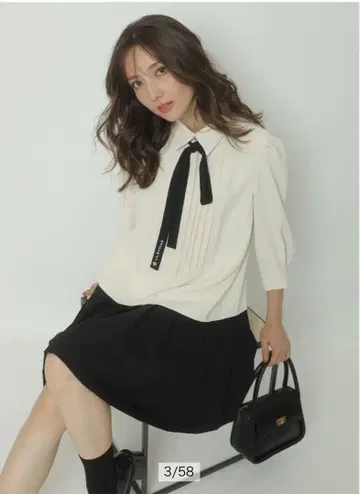 아푸와이저 리셰 클레이사스 콜라보 보타이 플리츠 원피스