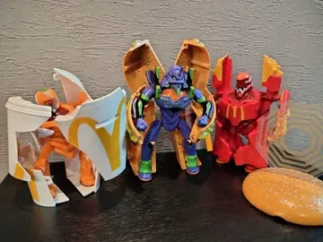 에반게리온 피규어 세트 맥도날드