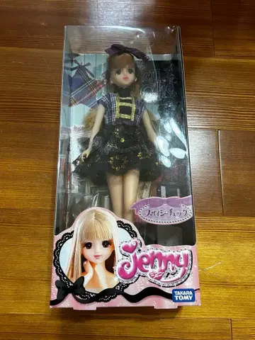 미개봉 제니 스파이시 체크 타카라토미 피규어