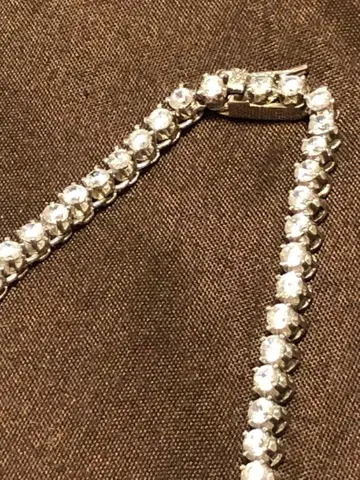 큐빅 테니스 목걸이