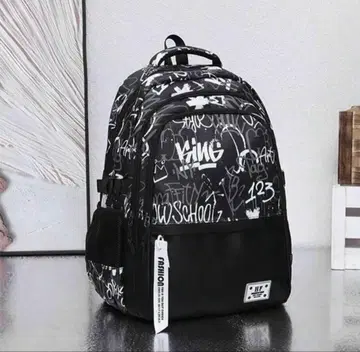 그래피티 디자인 백팩