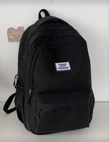 블랙 스포츠 백팩