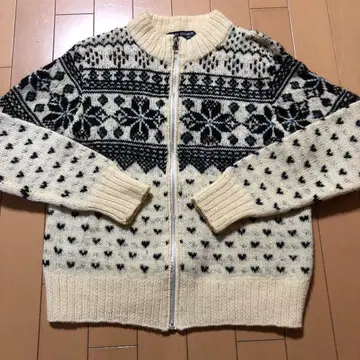 진 나쏘스 가디건 니트 카우친