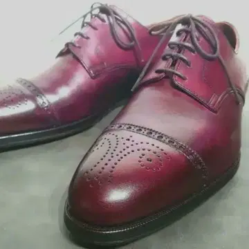 신년 세일 새상품 크로켓&존스 핸드그레이드 버건디 7D