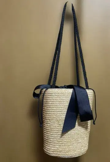 bilitis dix-sept ans 비리티스 리본 바스켓백