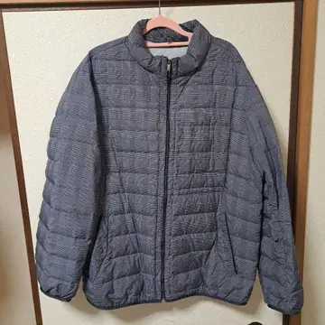 크로커다일 그레이 체크 무늬 다운 자켓