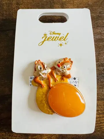 디즈니 칩과 데일 브로치