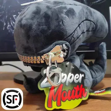 [ 정품 ] QUANTUM MECHANIX 제노모프 지퍼 봉제 인형