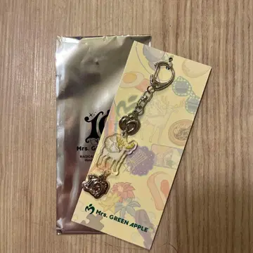 Mrs. GREEN APPLE 랜덤 키링