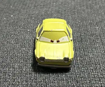 토미카 카즈 에이서