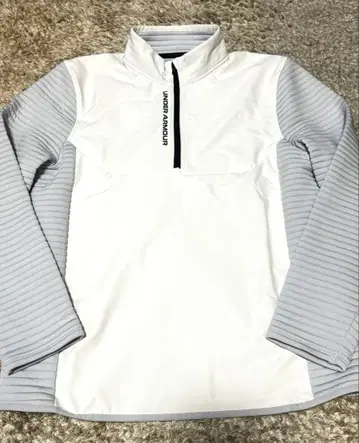 [새상품급] 언더아머 골프 하프 지퍼 긴팔 충전솜 스트레치 자켓 L