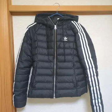 adidas originals 로고 다운 자켓 M 사이즈 블랙