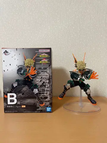 바쿠고 카츠키 피규어