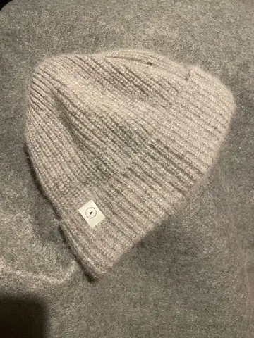 할로코모디티 니트 모자