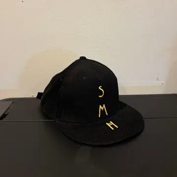 HYDE SNOW MONSTER HOTEL 2020 캡