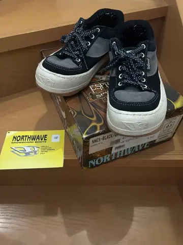 NORTHWAVE ESPRESSO 스니커즈