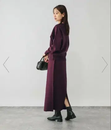 글로벌 워크 맨투맨 라이크 니트 셋업 버건디 니트 원피스