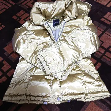 니나 마리아 위크엔드 라인 다운 자켓 골드