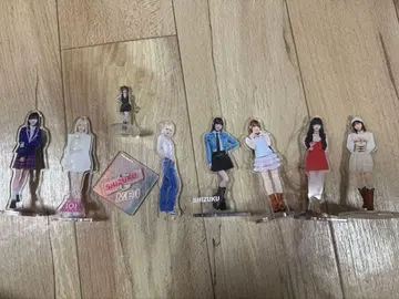 이이다 시즈키 아크릴 스탠드 8개 세트