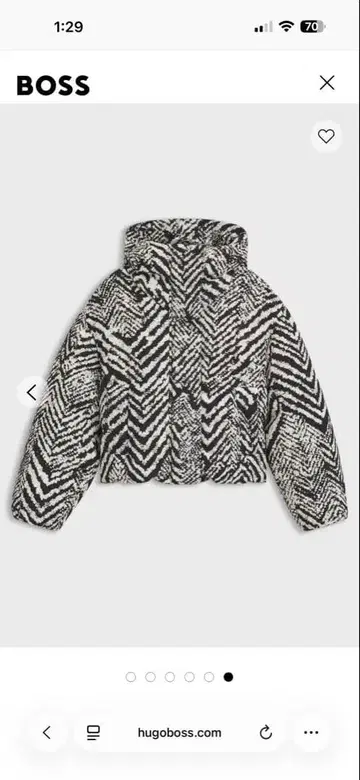 BOSS 지그재그 패턴 후드 부착 다운 자켓