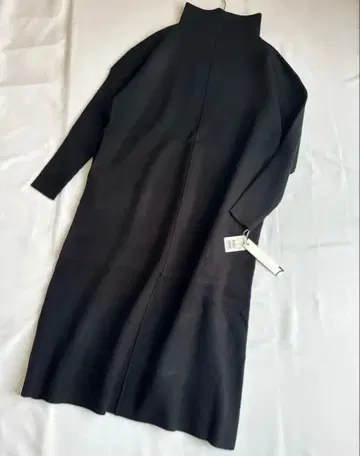 [미사용 새상품] [정가 20000엔] 야마다야 니트 원피스 블랙