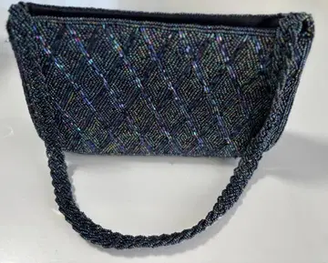 총 비즈 클러치백