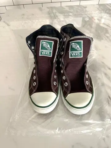 VANZ 다크 브라운 하이컷 스니커즈