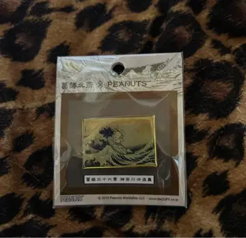 가쓰시카 호쿠사이 PEANUTS 핀즈 핀배지