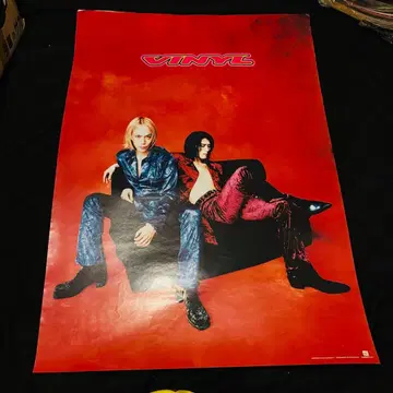 VINYL 포스터 B2 사이즈