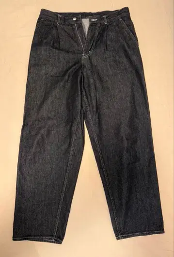 Colorfast 데님 투턱 테이퍼드 팬츠 1