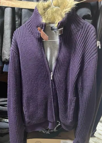 EMAL : BALOR 보라색 퍼 니트 자켓