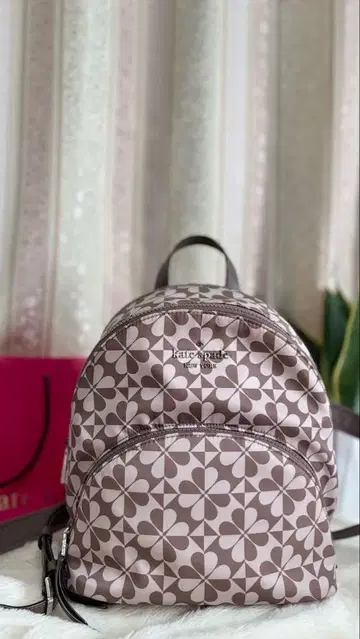 케이트 스페이드 플라워 패턴 백팩