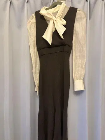 다크 브라운 리브 원피스 세트