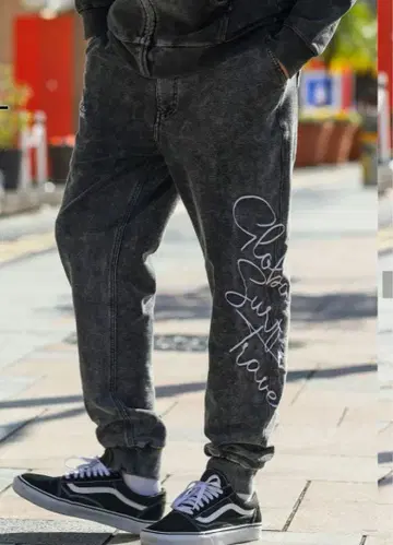 미사용 [GOTCHA] 셋업 얼룩 데님 이지 팬츠