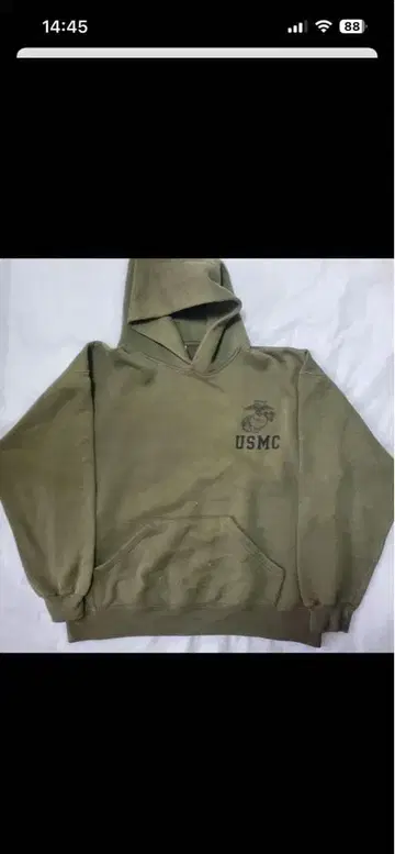 USMC 로고가 달린 올리브색 후드티