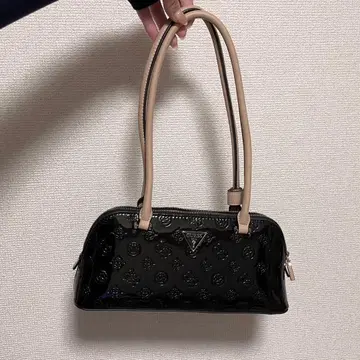 GUESS 숄더백 블랙