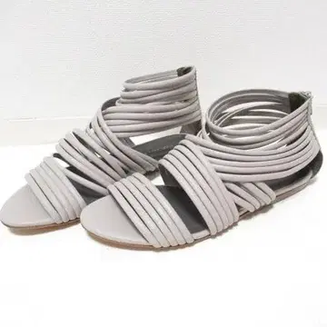 HUGO BOSS 휴고보스 플랫 샌들 38 이탈리아제