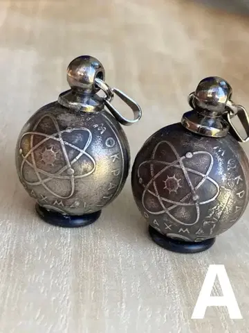 앤티크, 목걸이 커플 세트